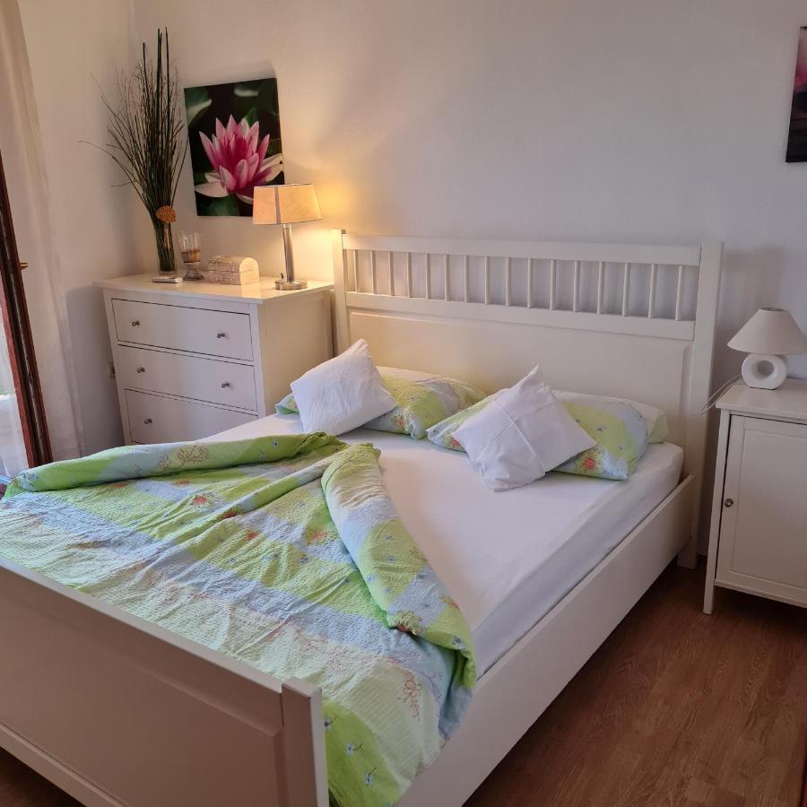 Haus Mandarina Lägenhet Palit Exteriör bild